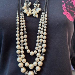 Stunning Gunmetal And Pearl Long Chain Necklace and matching earrings